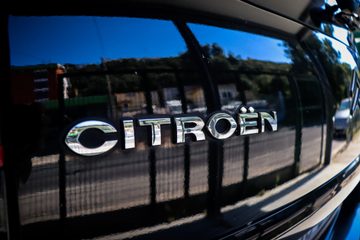 Citroën C4 Grand Picasso 1.6 HDi Exclusive CMP6 - fotografia 42
