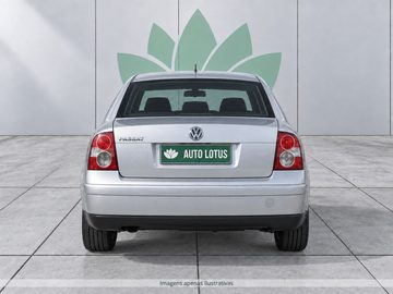 Volkswagen Passat 1.9 TDi Confortline 6V - fotografia 4