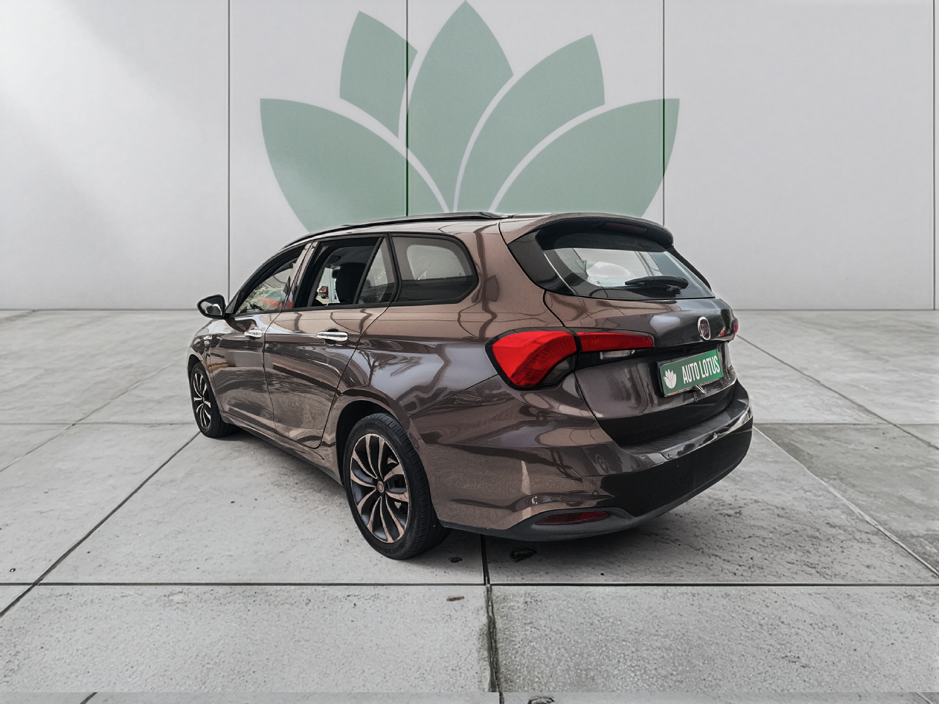 Fiat Tipo Station Wagon 1.6 M-Jet Lounge J17 DCT — para quem é