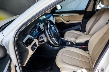 BMW X1 18 d sDrive Advantage Auto - fotografia 37