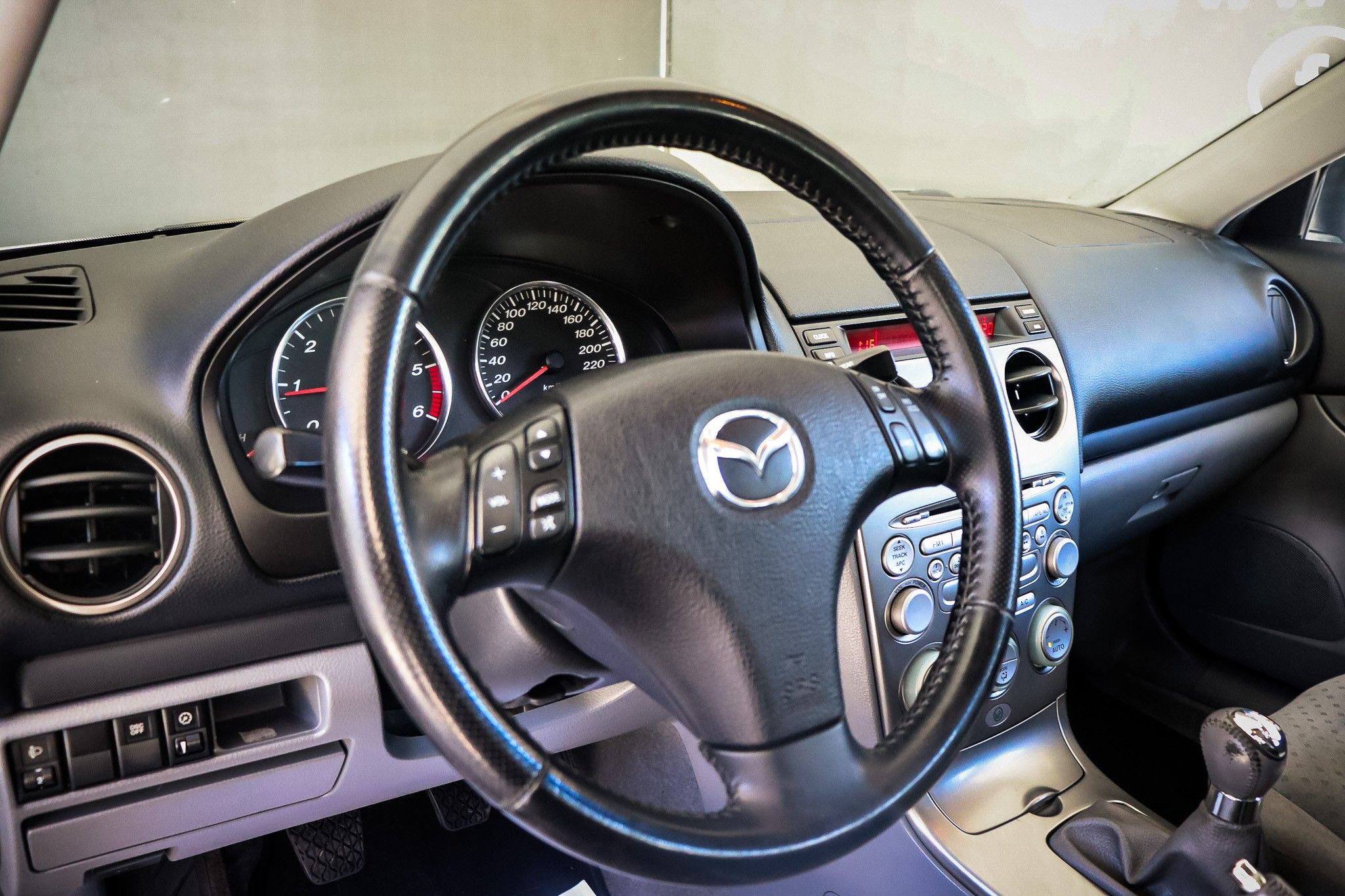 Mazda 6 2.0 MZR-CD Exclusive — dia a dia