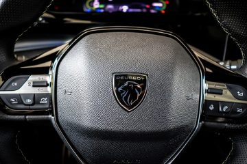 Peugeot 408 1.6 Hybrid GT e-EAT8 - fotografia 16