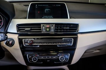 BMW X1 18 d sDrive Advantage Auto - fotografia 41