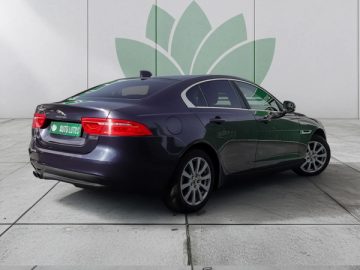 Jaguar XE 2.0 D Portfolio AWD Aut. - fotografia 4