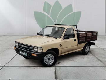 Toyota Hilux 2.4 D LN110L Cx Mad. C.E - fotografia 12