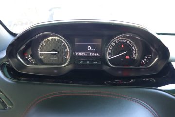 Peugeot 208 1.6 THP GTi - fotografia 22