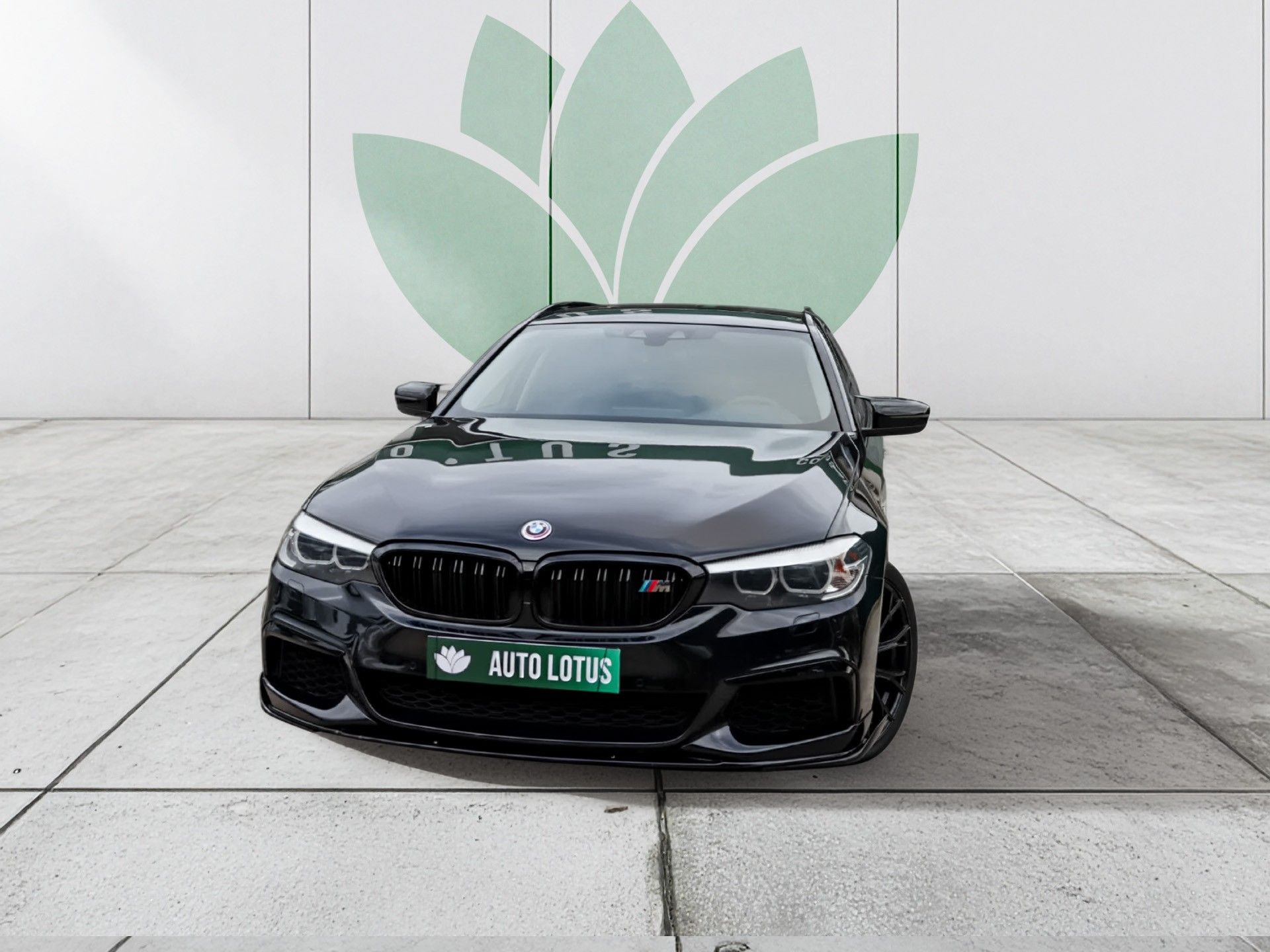 BMW 520 d xDrive Pack M Auto — fotografia 1