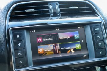 Jaguar XE 2.0 D Portfolio AWD Aut. - fotografia 9