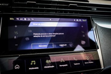 Peugeot 408 1.6 Hybrid GT e-EAT8 - fotografia 19