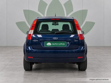Ford Fiesta 1.4 TDCi Ghia - fotografia 4