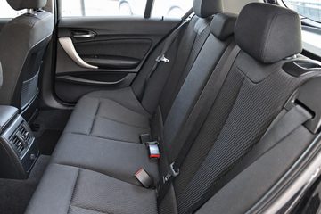 BMW 116 d EfficientDynamics - fotografia 18