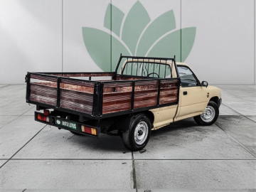 Toyota Hilux 2.4 D LN110L Cx Mad. C.E - fotografia 6