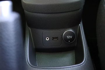 Ford Fiesta 1.5 TDCI VAN (IVA Dedutivel) - fotografia 15