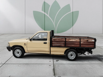 Toyota Hilux 2.4 D LN110L Cx Mad. C.E - fotografia 3