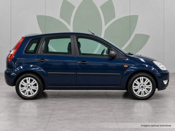 Ford Fiesta 1.4 TDCi Ghia - fotografia 3