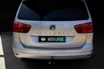 Seat Alhambra 2.0 TDI Style DSG - fotografia 35