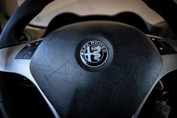 Alfa Romeo Mito 1.3 JTD Distinctive - fotografia 8
