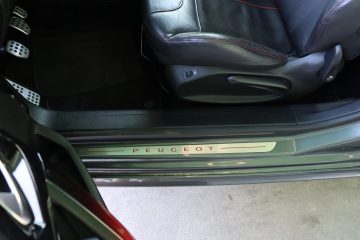 Peugeot 208 1.6 THP GTi - fotografia 17