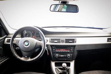 BMW 318 d - fotografia 12