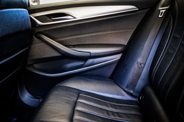 BMW 520 d xDrive Pack M Auto - fotografia 19