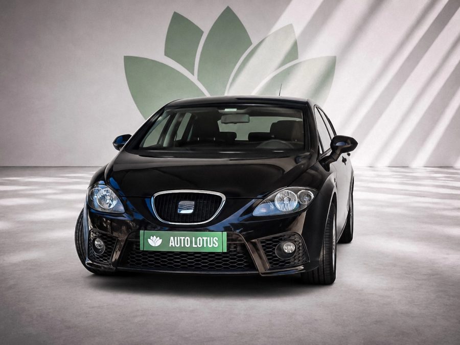 Seat Leon 1.9 TDI Stylance — fotografia 1