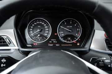 BMW X1 16 d sDrive Line xLine - fotografia 51