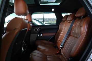 Land Rover Range Rover Sport 3.0 SDV6 HSE Dynamic - fotografia 33