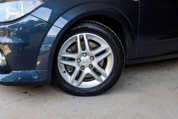 Opel Astra GTC 1.9 CDTI - fotografia 25