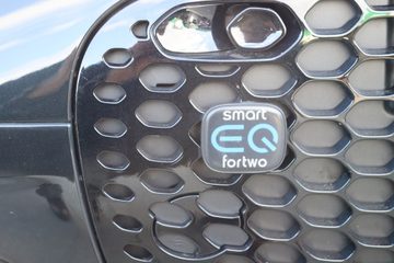 Smart ForTwo Coupé EQ Passion - fotografia 41