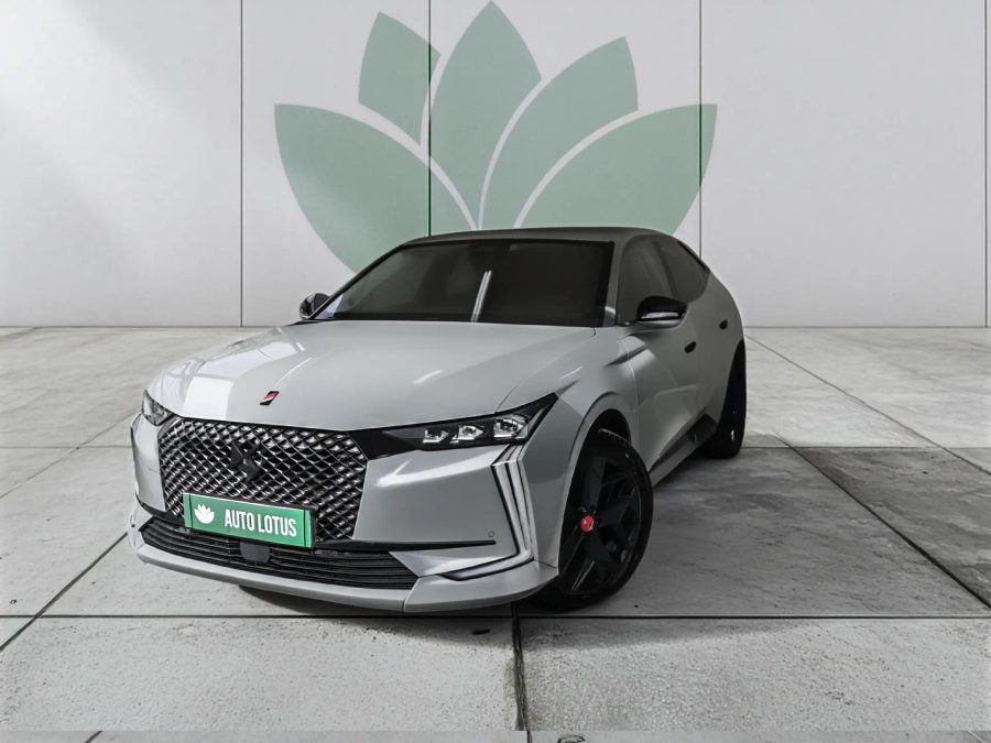 DS DS4 E-Tense Performance Line EAT8 — fotografia 1