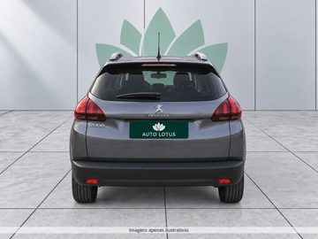 Peugeot 2008 1.2 PureTech Style - fotografia 4