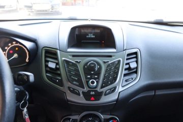 Ford Fiesta 1.5 TDCI VAN (IVA Dedutivel) - fotografia 9