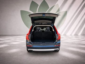 Volvo XC 90 2.0 T8 PHEV Momentum AWD - fotografia 9