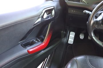 Peugeot 208 1.6 THP GTi - fotografia 13