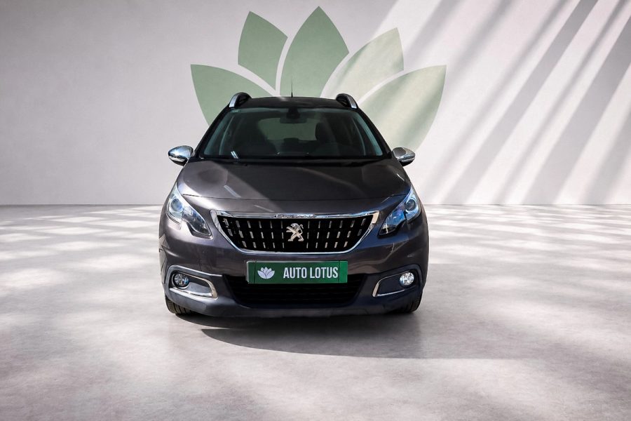 Peugeot 2008 1.2 PureTech Style — fotografia 1