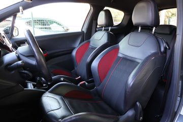 Peugeot 208 1.6 THP GTi - fotografia 32