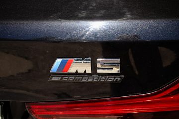 BMW 520 d xDrive Pack M Auto - fotografia 8