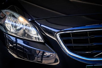Volvo V40 2.0 D2 Momentum - fotografia 7
