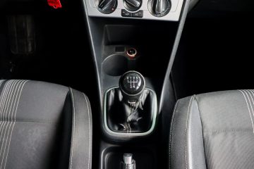 Volkswagen Polo 1.2 TSi Confortline - fotografia 10