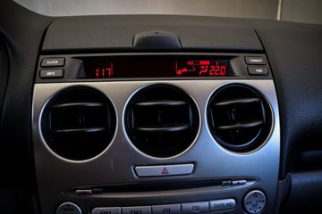 Mazda 6 2.0 MZR-CD Exclusive - fotografia 9