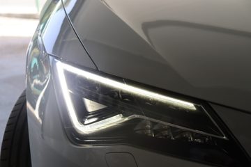 Seat Leon ST 2.0 TDI FR S/S - fotografia 9