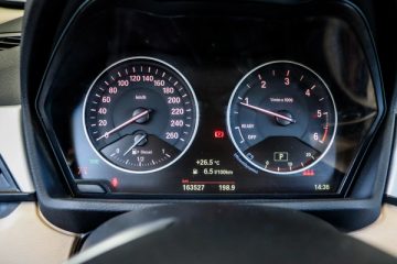 BMW X1 18 d sDrive Advantage Auto - fotografia 17