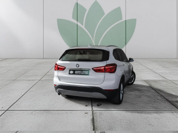 BMW X1 18 d sDrive Advantage Auto - fotografia 5