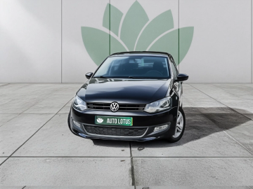Volkswagen Polo 1.2 TSi Confortline - fotografia 2