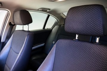 BMW 318 d - fotografia 9