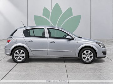 Opel Astra 1.3 CDTI Enjoy - fotografia 3