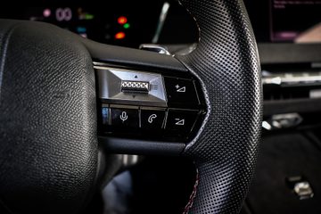 DS DS4 E-Tense Performance Line EAT8 - fotografia 31