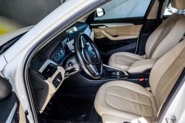 BMW X1 18 d sDrive Advantage Auto - fotografia 14