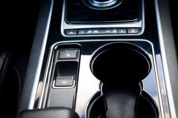Jaguar XE 2.0 D Portfolio AWD Aut. - fotografia 7