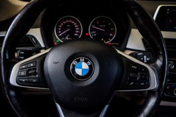 BMW X1 18 d sDrive Advantage Auto - fotografia 16